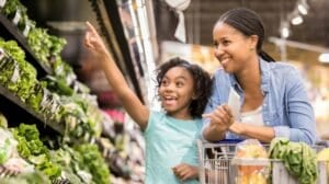 Dicas para economizar nas compras do mês